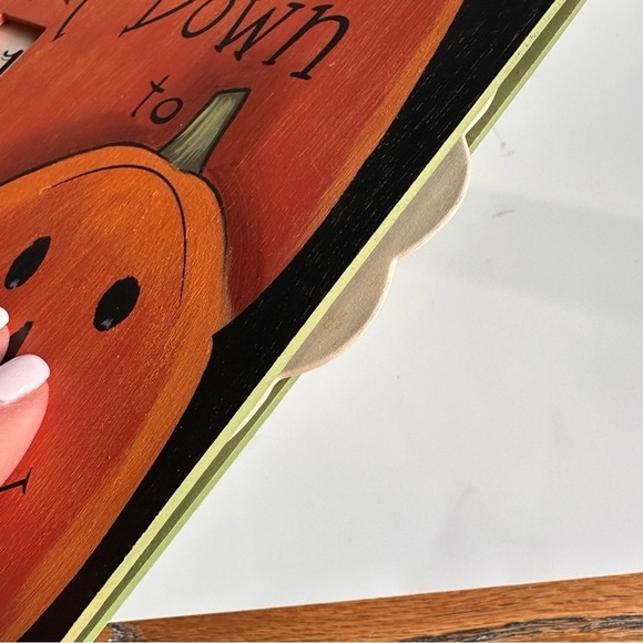 Handpainted Halloween Count Down Wooden Hanging Sign with Pumpkins and Cat - Picture 4 of 10